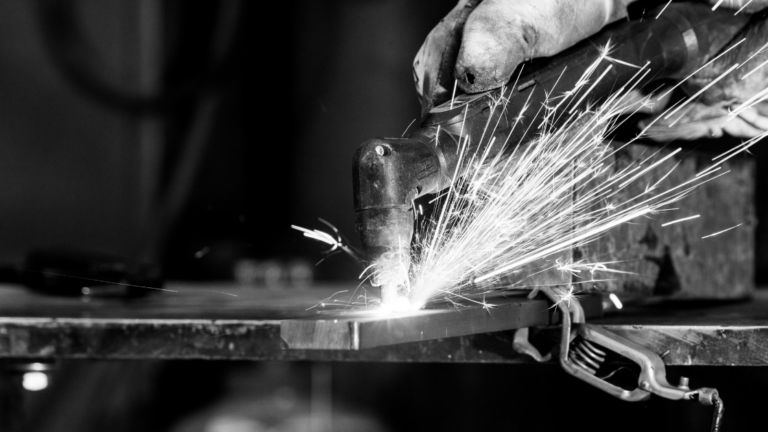 Handwerk im Fokus: Podcast über Fachkräfte, Ausbildung und gesellschaftliche Bedeutung des Handwerks